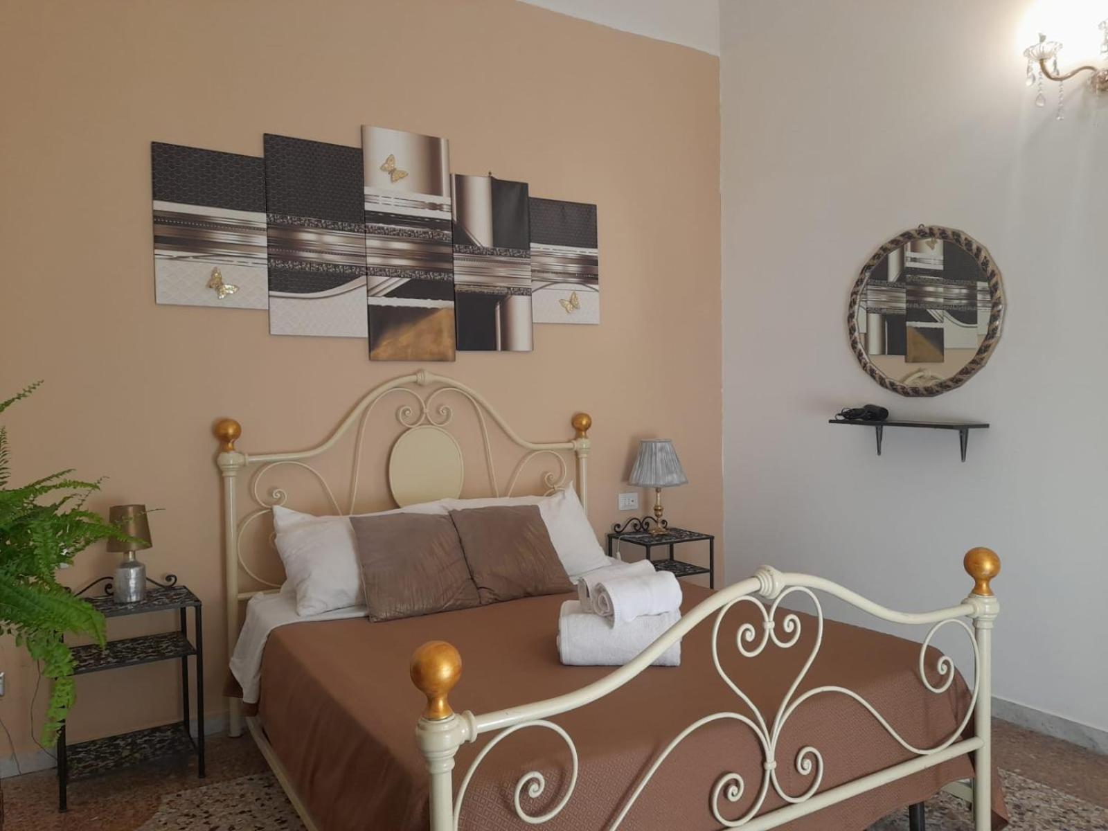 Casa Roma Affittacamere Esterno foto