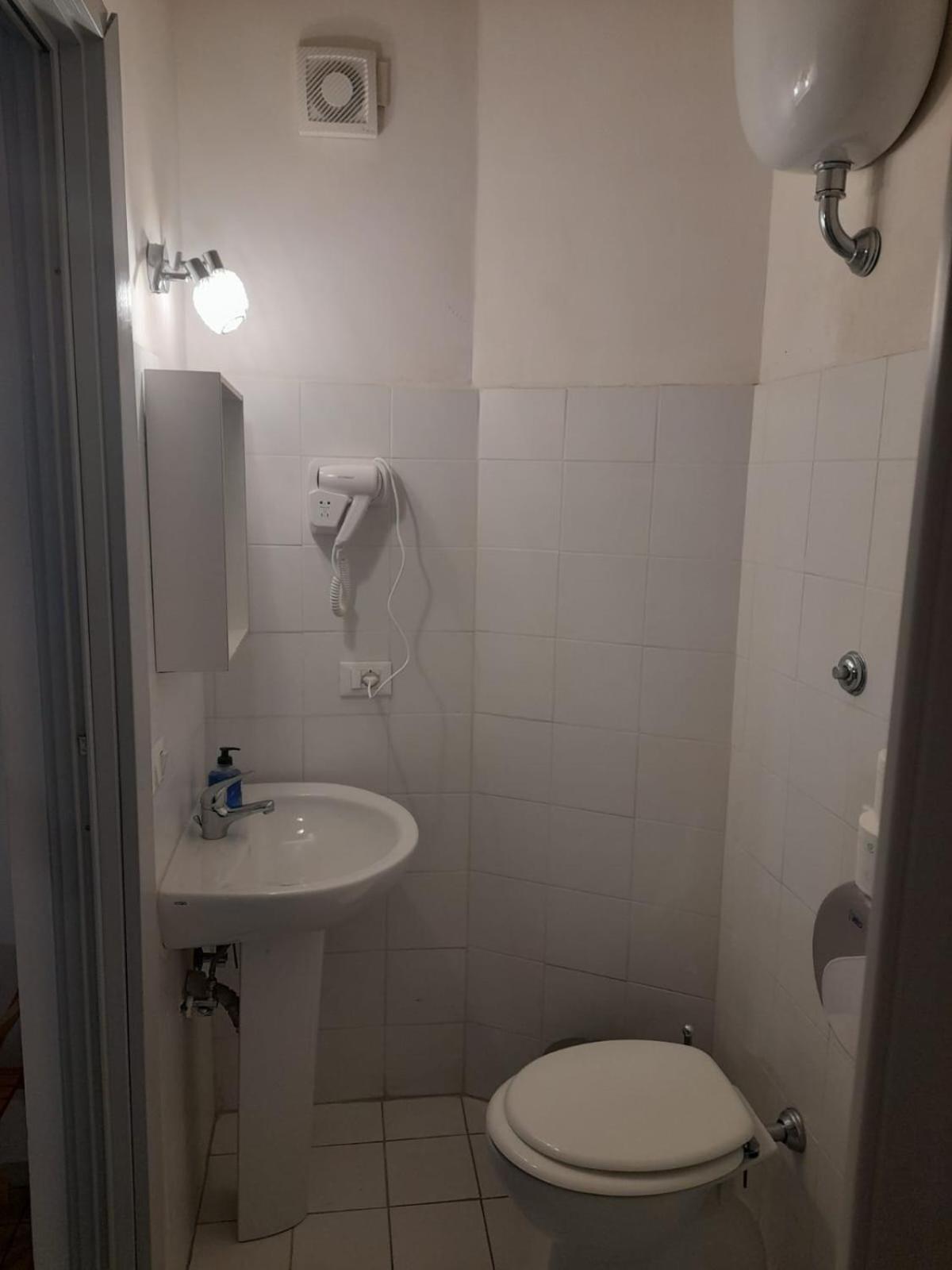 Casa Roma Affittacamere Esterno foto