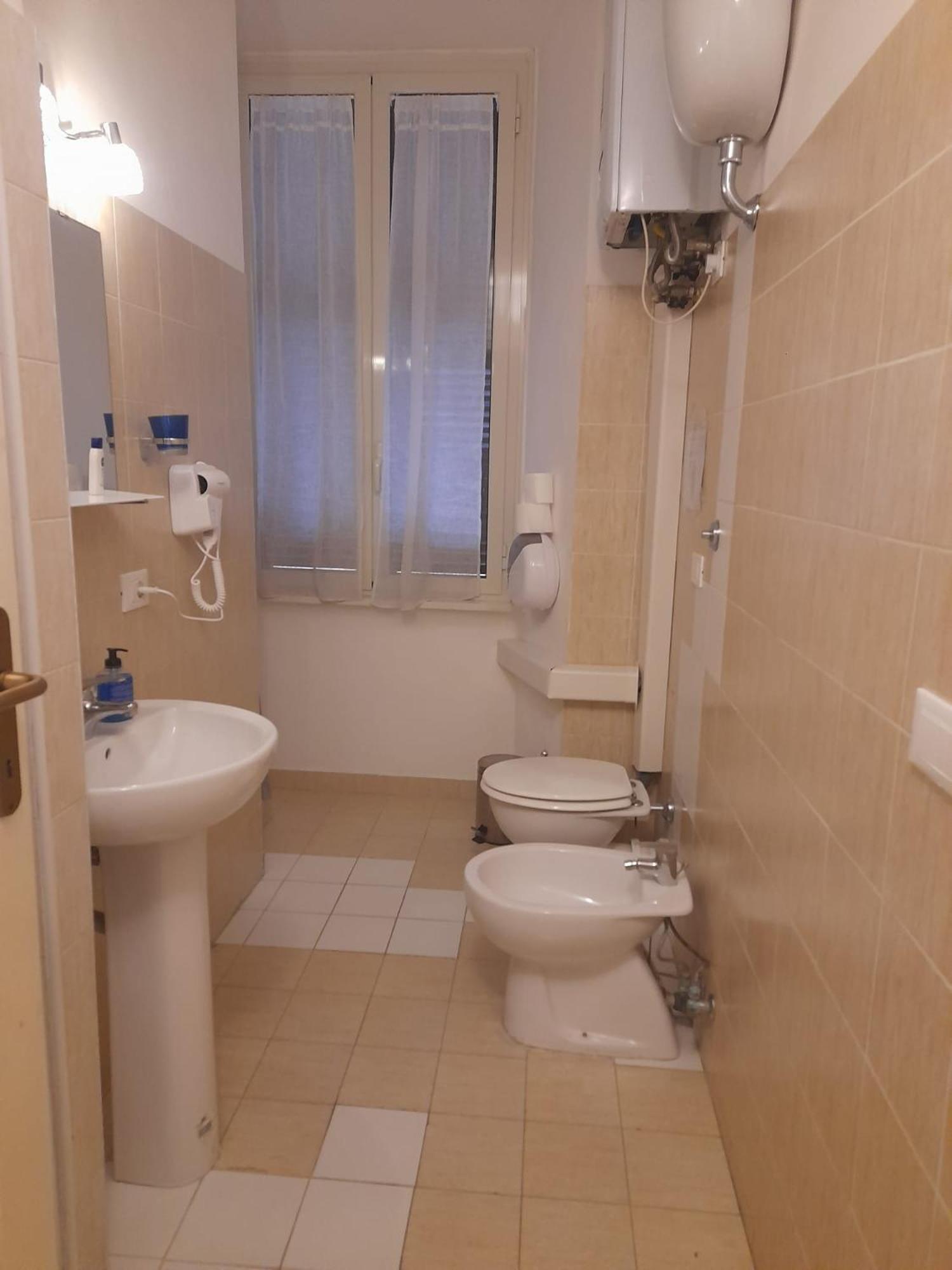 Casa Roma Affittacamere Esterno foto